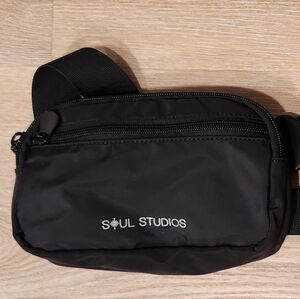 Black Travel Bag/Adustable Fanny Pack
